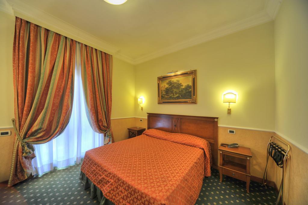 Aurora Garden 3* Roma