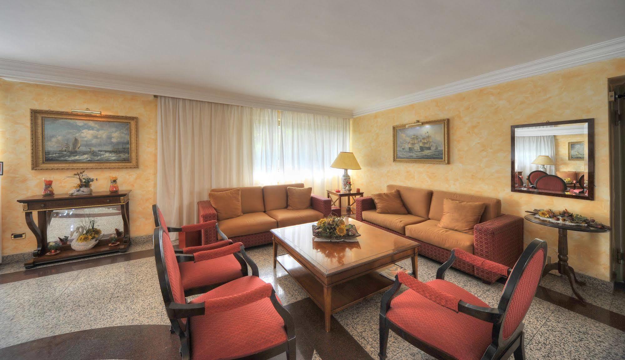 Aurora Garden 3*