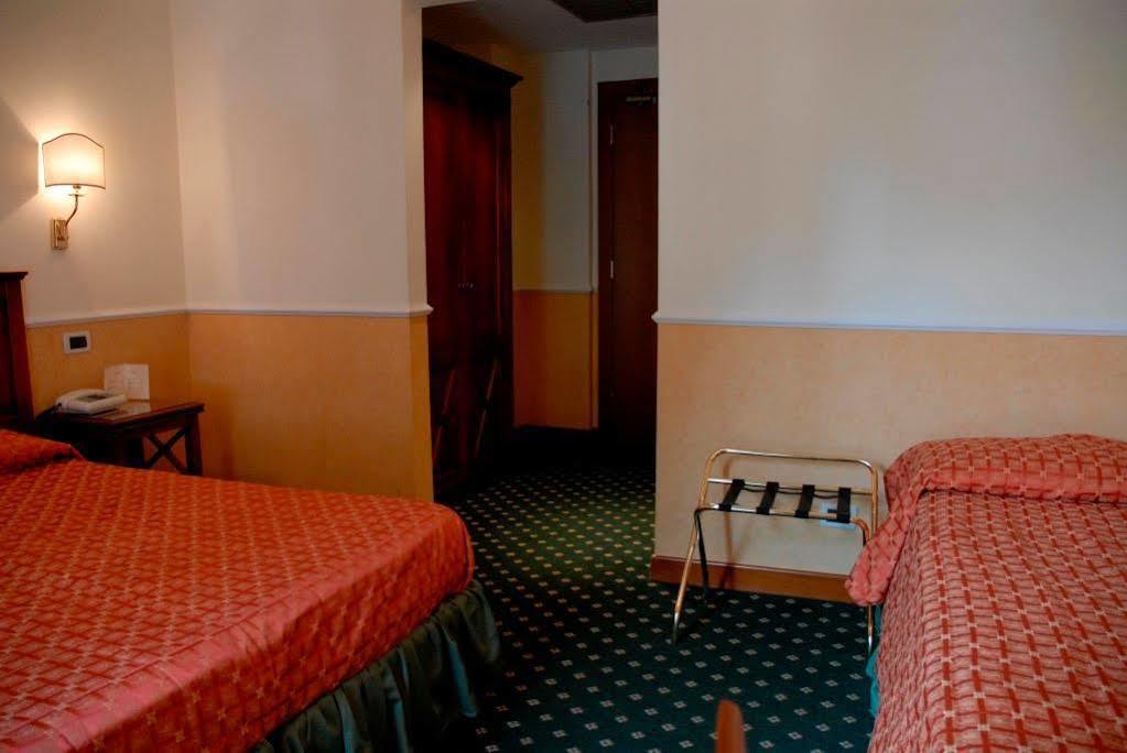 Hotel Aurora Garden
