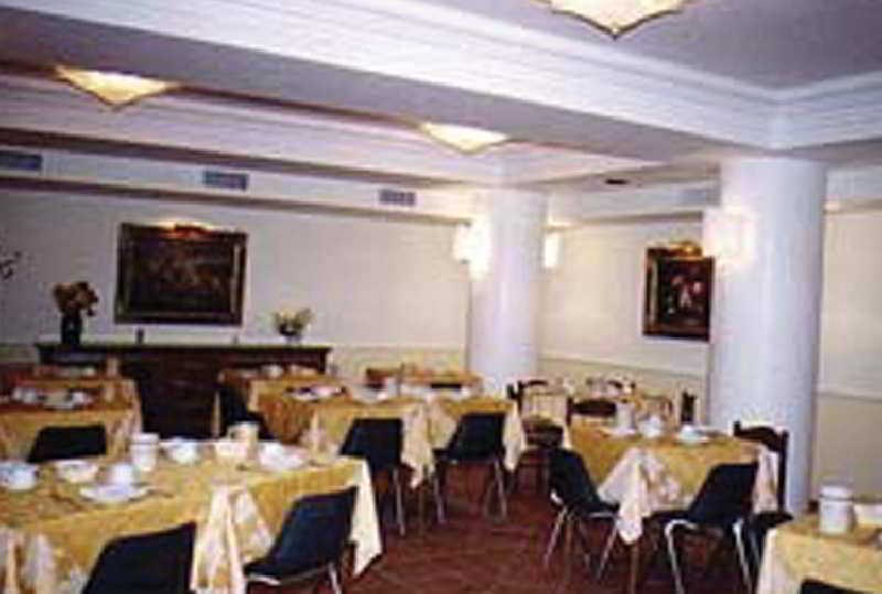 Aurora Garden 3* Rome