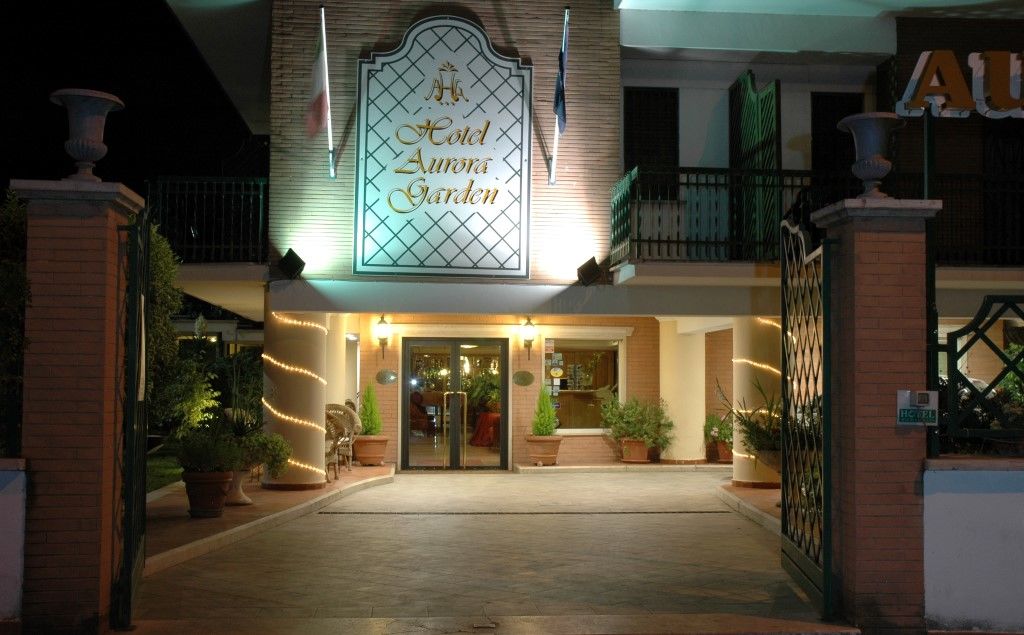 Hotel Aurora Garden 3*